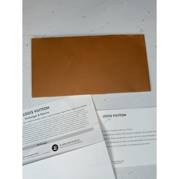 Louis Vuitton Authentic Envelope Receipt Holder 8.75 X 4.5 - Picture 10 of 11
